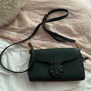 Tory Burch Crossbody wallet